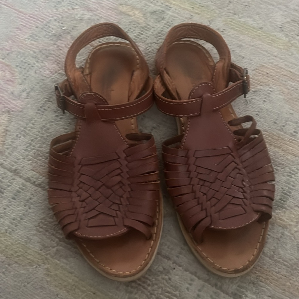 Bearpaw Huaraches- 9
